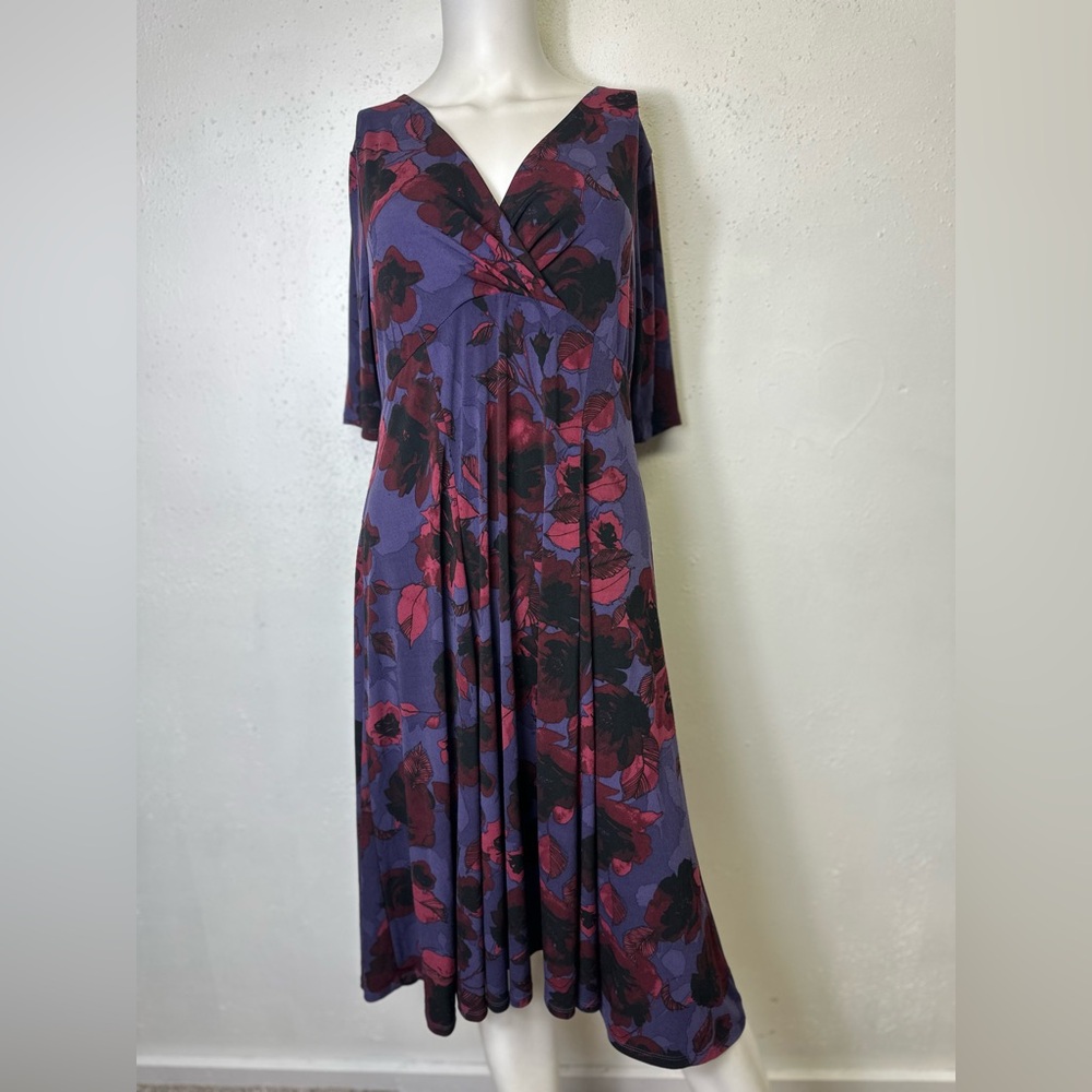 George Women's Purple Floral Polyester V-Neck 3/4 Sleeve Knee Length Dress Large